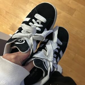 Adidas’s campus shoes worn only 1 time!